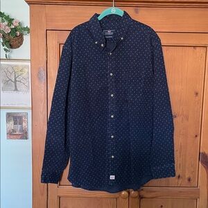 Vineyard Vines Dark Blue Patterned Button Down Shirt